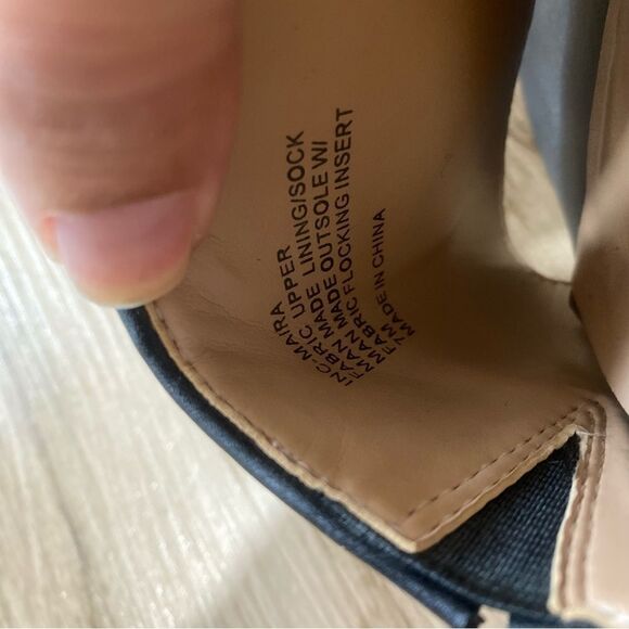 Trina Turk Embroidered Sandals Sz 7 - Picture 6 of 7